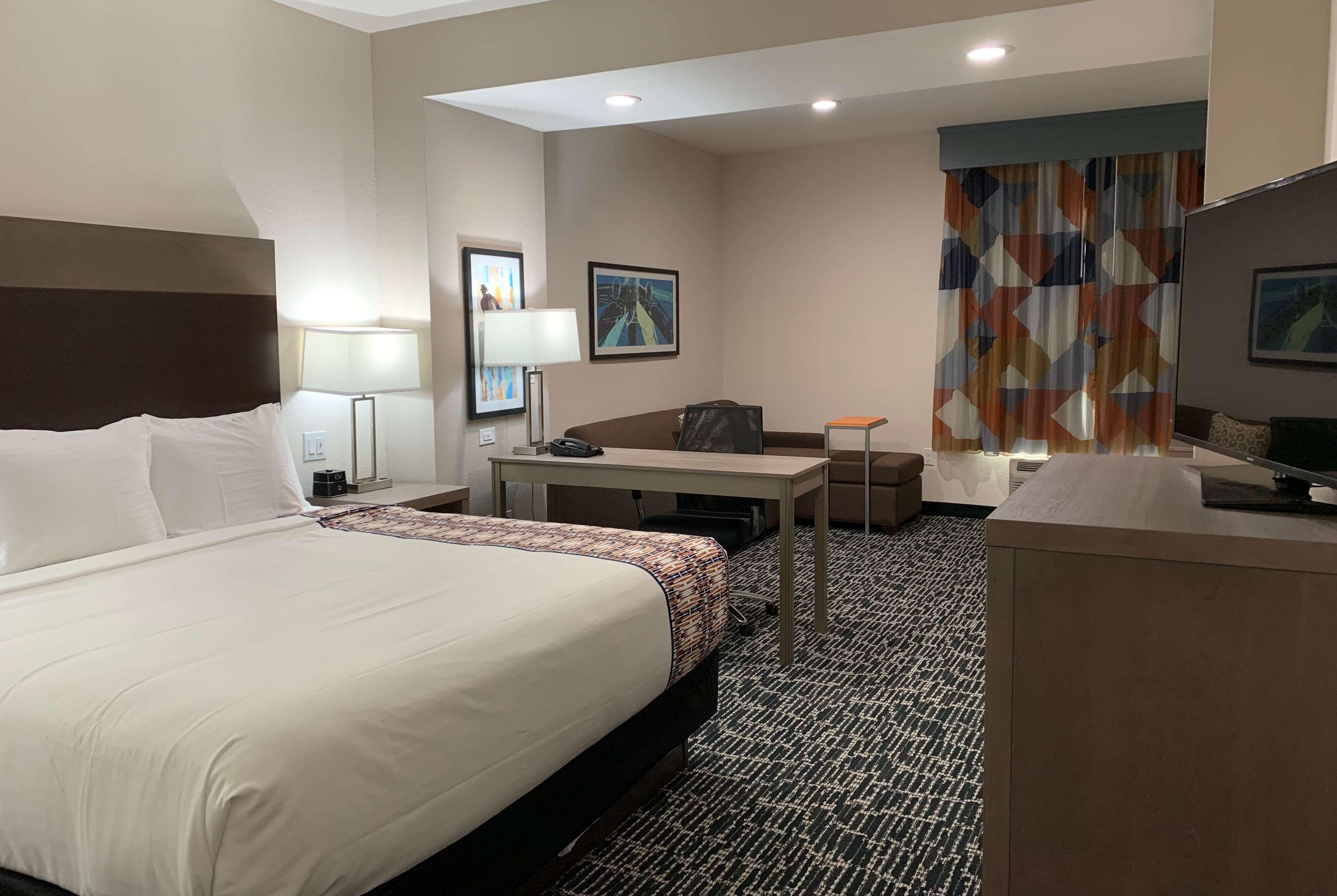 La Quinta Inn & Suites By Wyndham - Red Oak Tx Ih-35E Ngoại thất bức ảnh